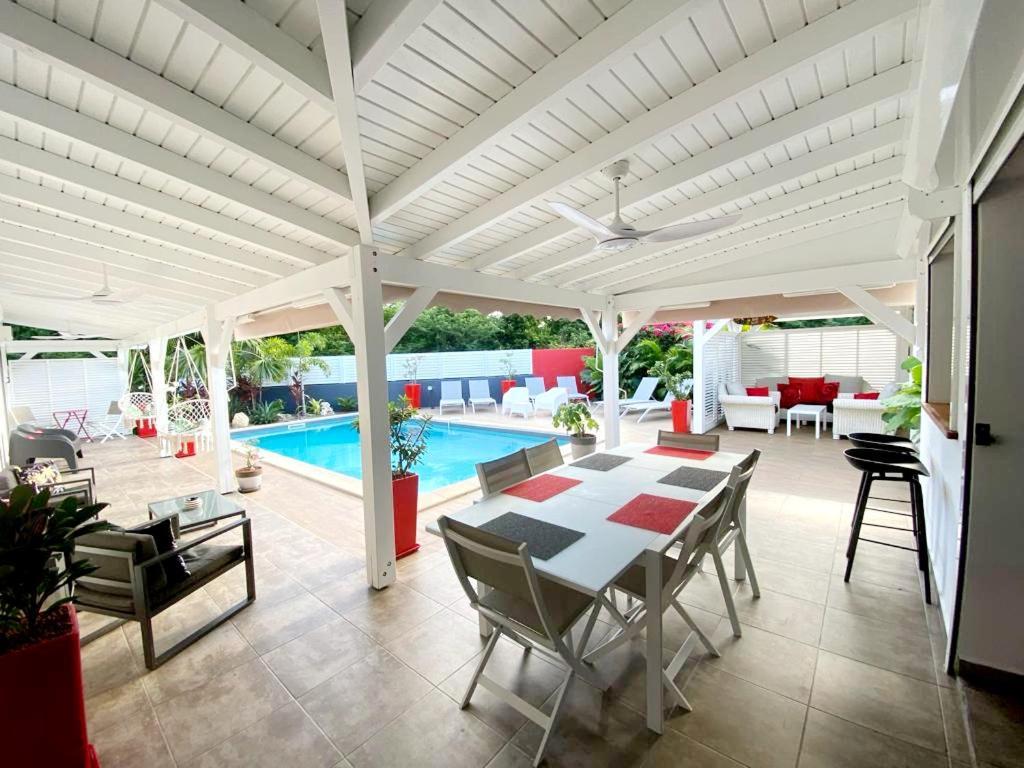 Villa Bikini - Sans Vis A Vis - Bien Ventillee Saint-Francois  Bagian luar foto